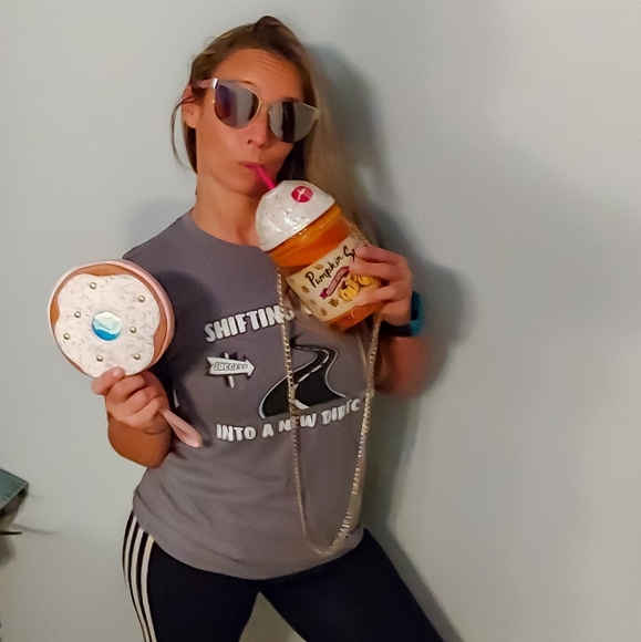 Meet your Posher, Lena - Picture 4 of 5